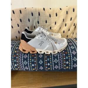 On Cloudflyer 4 Women's Road Running Sneaker - Women's 9.5 (41)